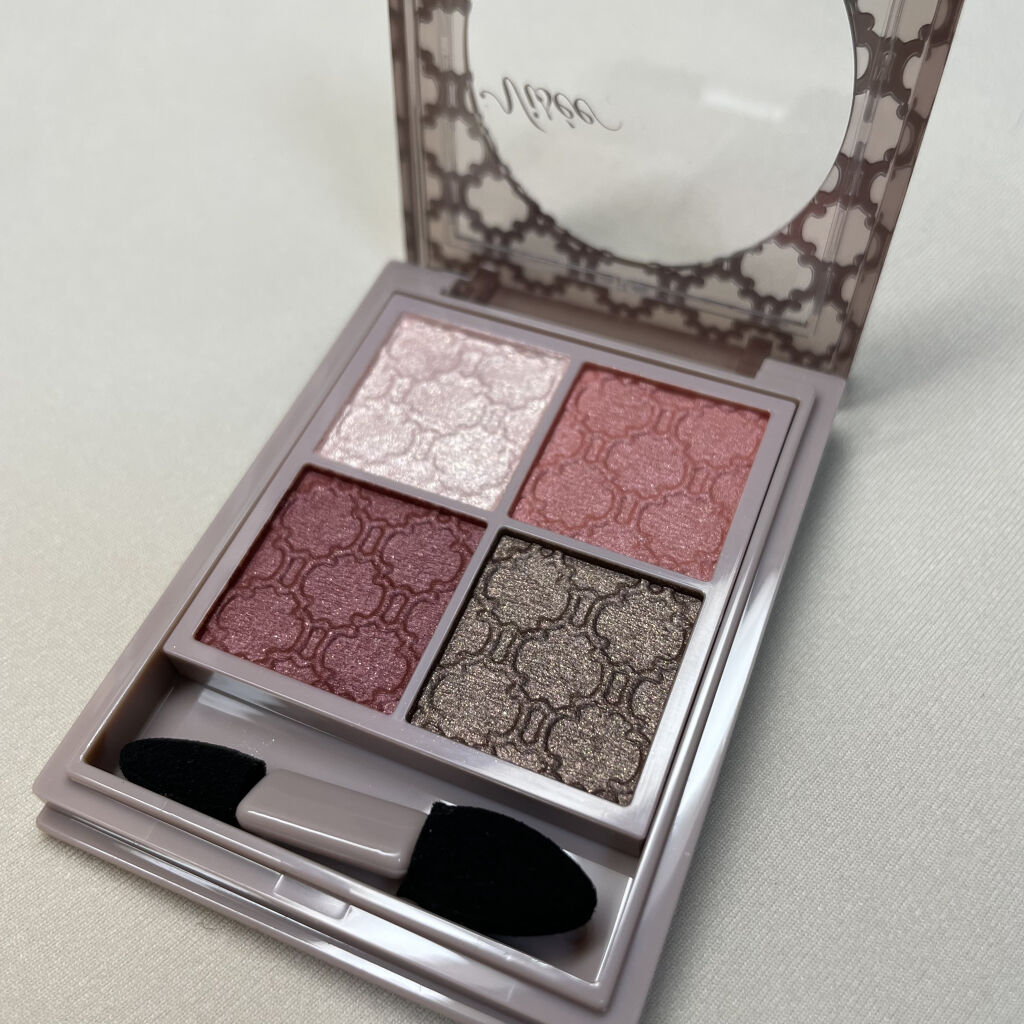 グロッシーリッチ アイズ N/Visée/アイシャドウパレットを使ったクチコミ（2枚目）