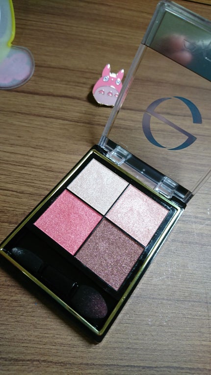 リアルクローズシャドウ/excel/アイシャドウパレットを使ったクチコミ(2枚目)