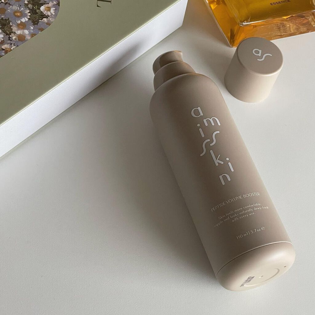 
【amis skin】

アミズスキン🤍
✔️ペプチドボリュームブースター

スキンケアの一番最初に塗る
ブースター美容液だよ🤍

パケがおしゃれ🫣💗

でもパケだけじゃなく中身もオシャレなの🥹✨

『黒いダイヤ』と言われるブラ