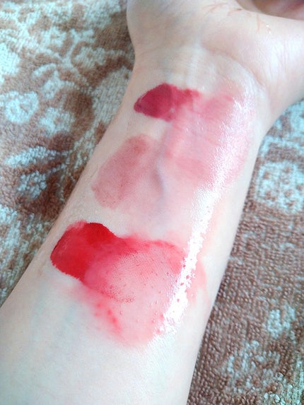 ジューシーラスティングティント/rom&nd/リップティントを使ったクチコミ(4枚目)