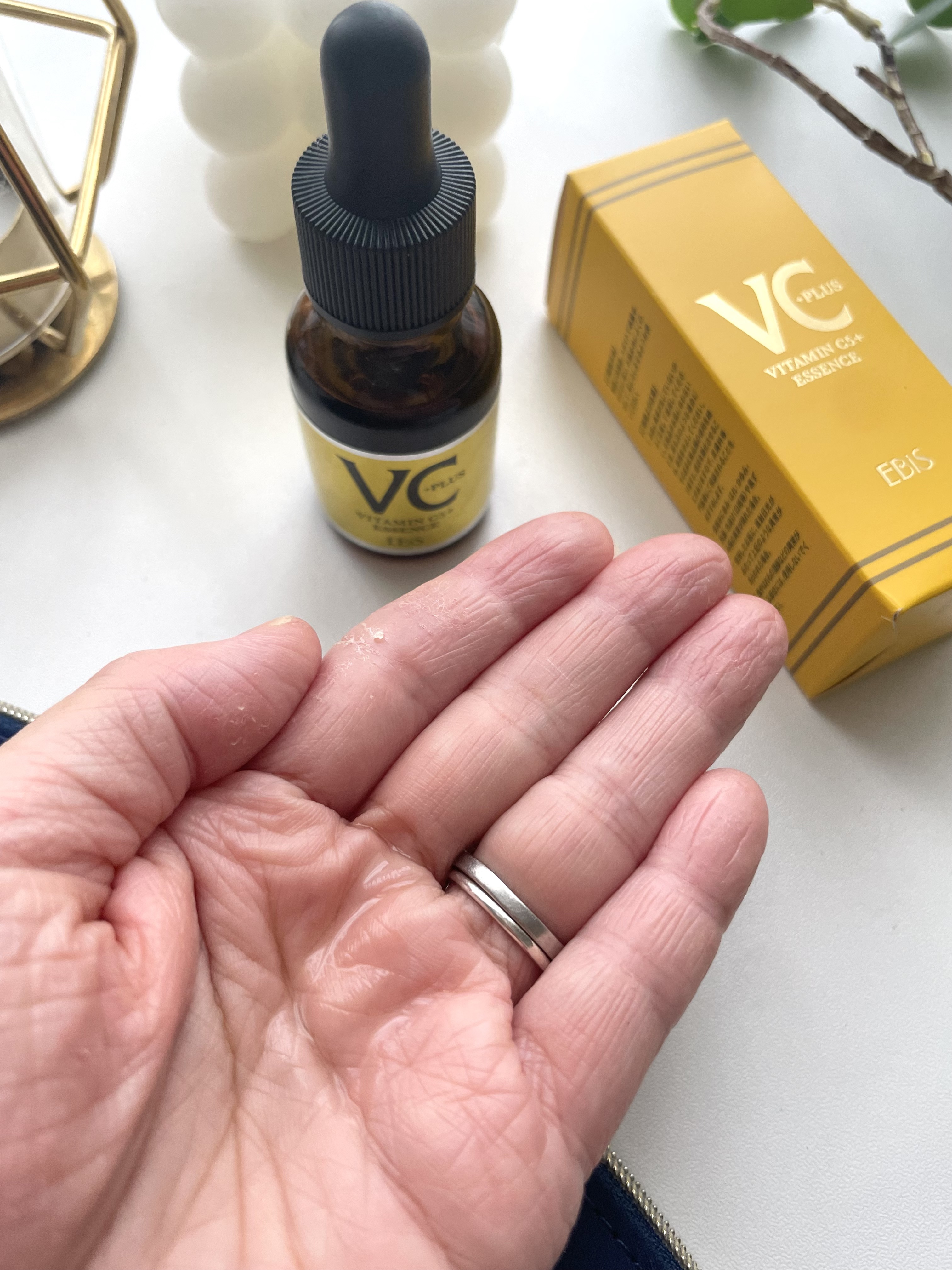 Cエッセンス VC5+PLUS /EBiS化粧品/美容液を使ったクチコミ（3枚目）