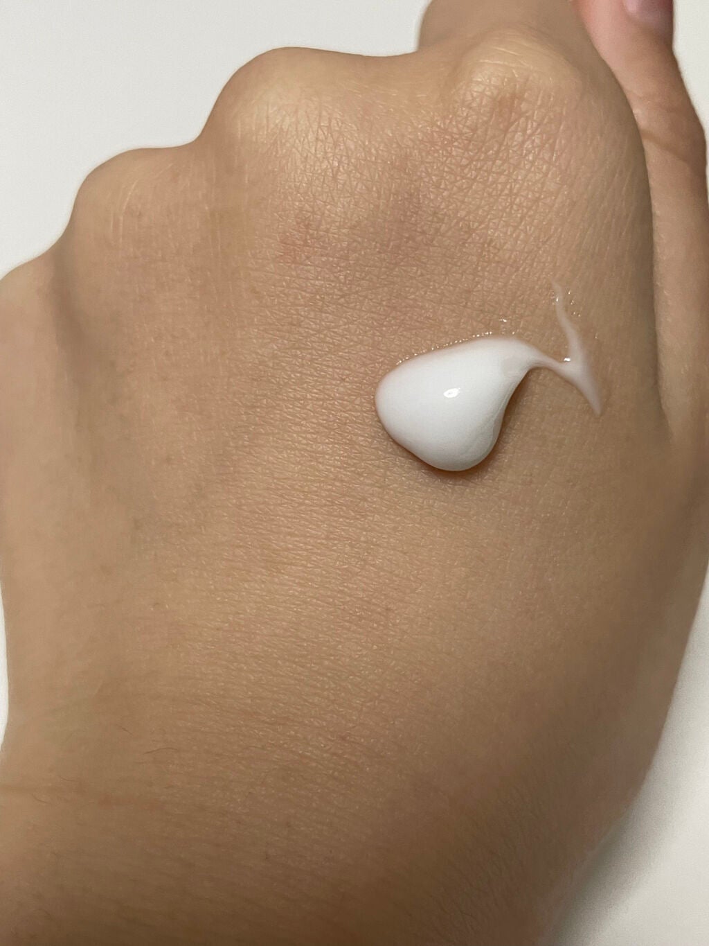 ローズ ハンドクリーム/L'OCCITANE/ハンドクリームを使ったクチコミ(4枚目)