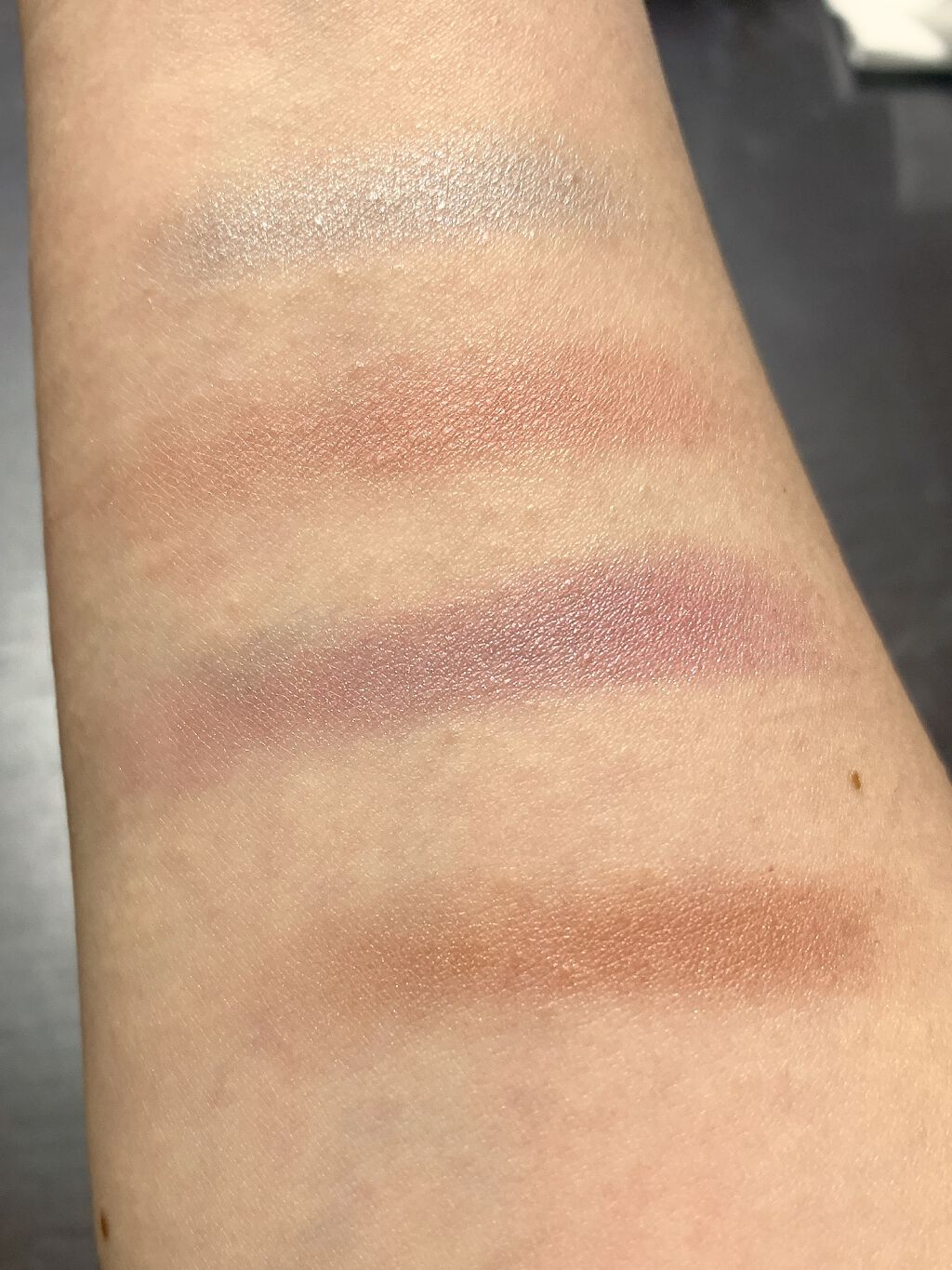 リアルクローズシャドウ/excel/アイシャドウパレットを使ったクチコミ（2枚目）