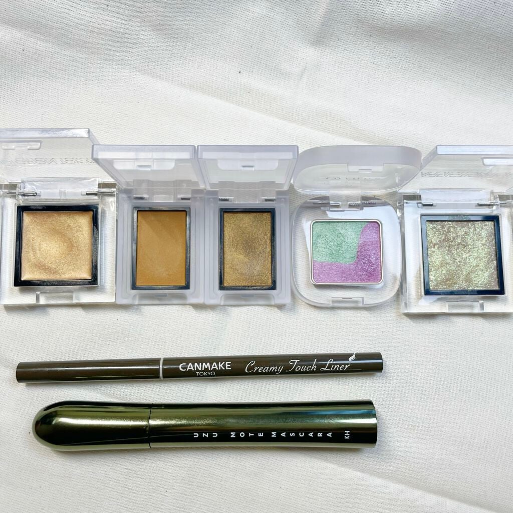 セルヴォーク ヴォランタリー アイズ/Celvoke/単色アイシャドウを使ったクチコミ(1枚目)