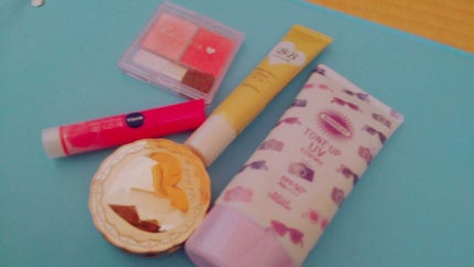 モイストピュアカラーリップ/ニベア/リップクリームを使ったクチコミ(1枚目)