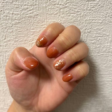 セルフネイル💅

思った色にはいつもなりません〜😅
でもしてないより、気分はあがるので
満足です‼︎笑

ダイソーのネイルカラーを使ってます💓
色もたくさんあるし、セリアとかより
大きいし塗りやすいとい