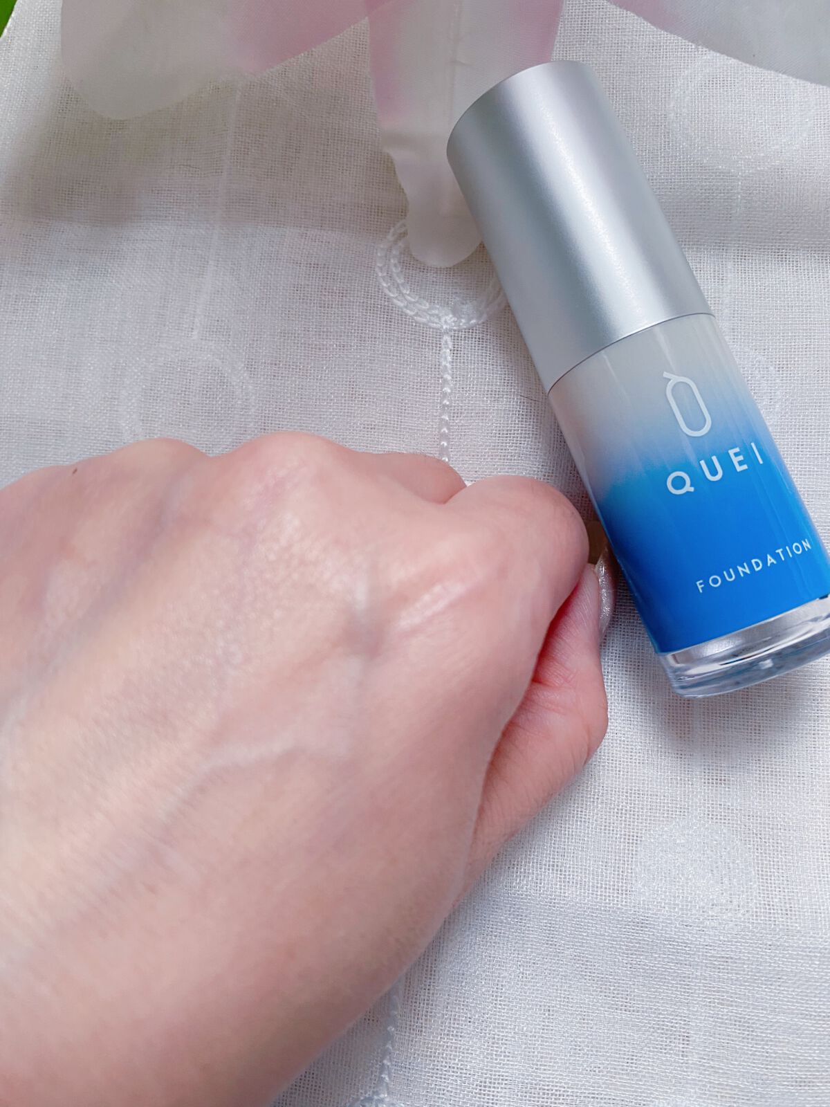 カラーチェンジファンデーション/QUEI/クリーム・エマルジョンファンデーションを使ったクチコミ(6枚目)