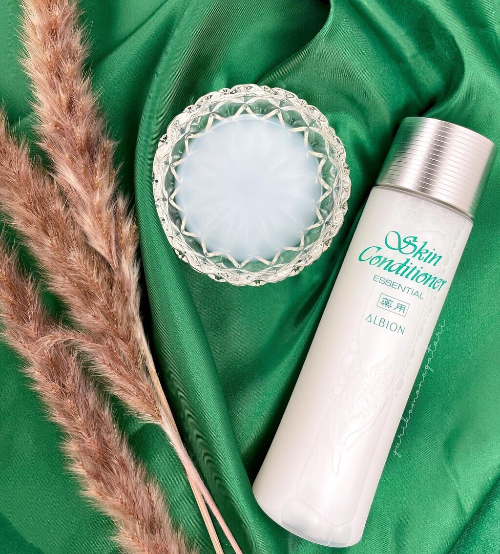 アルビオン 薬用スキンコンディショナー エッセンシャル/ALBION/化粧水を使ったクチコミ(2枚目)