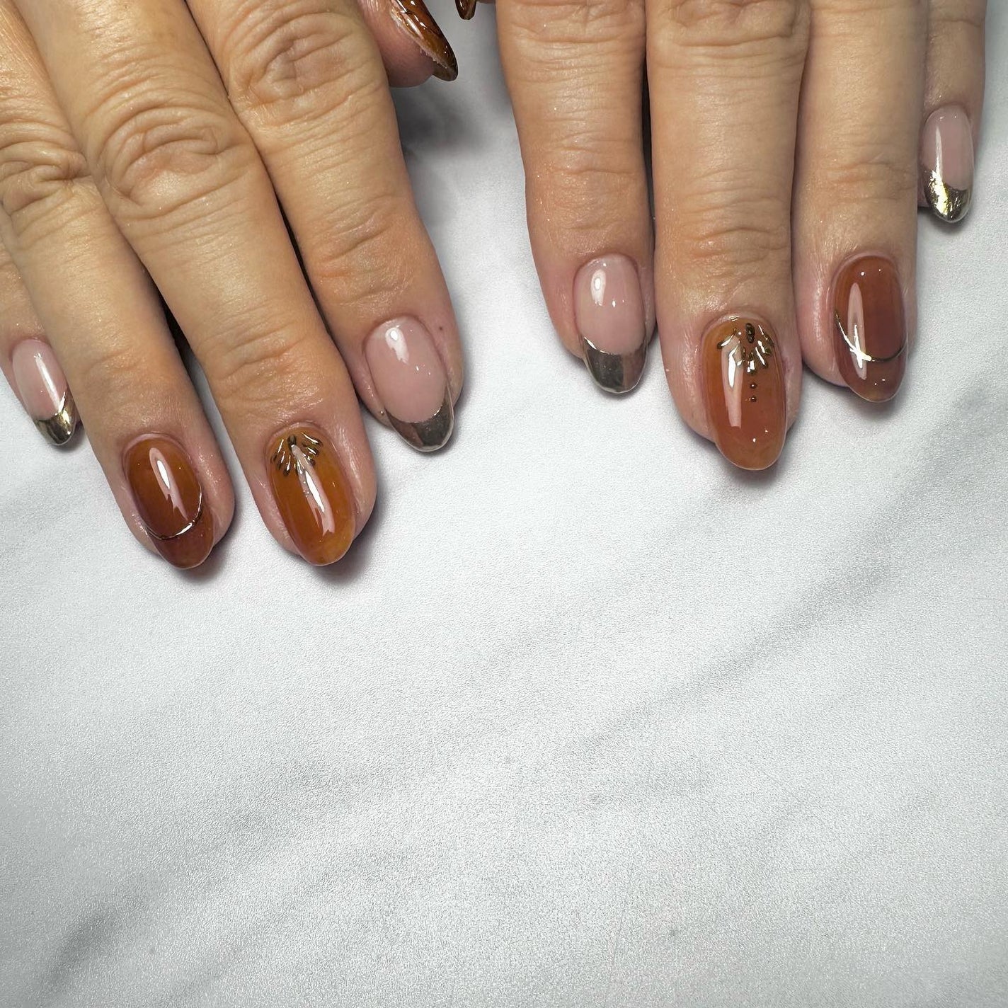 kanna on LIPS 「・・・𝕄𝕠𝕣𝕠𝕔𝕔𝕒𝕟𝕕𝕖𝕤𝕚𝕘𝕟🕌🌕🤎✨秋っぽいちゅるんとし..」(3枚目)