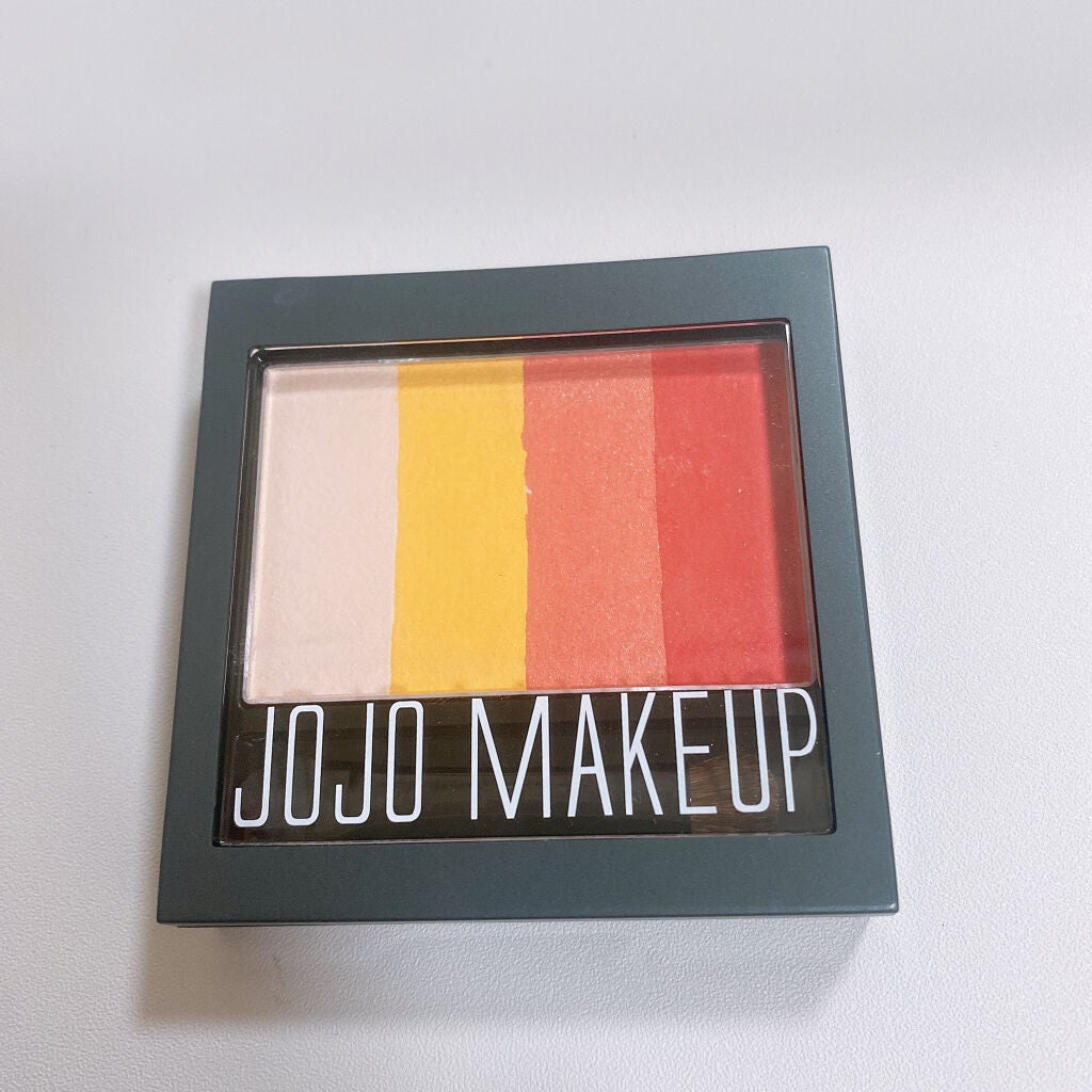 とと__フォロバ・リムバ¹⁰⁰ % on LIPS 「こちらもQoo10福袋に入ってたやつ🙆♀️アイシャドウにもチ..」(2枚目)