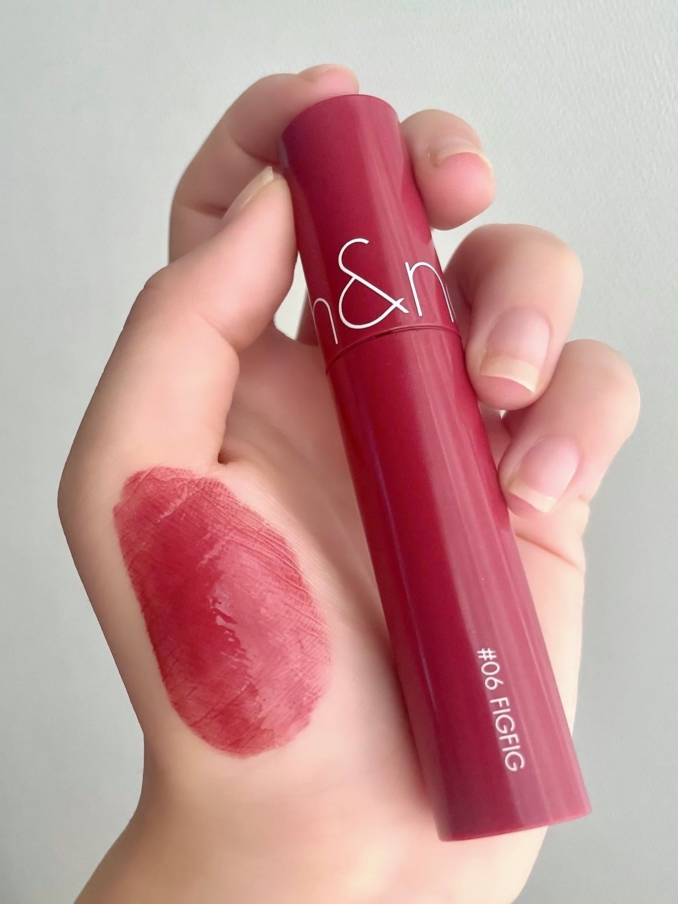 ちるみるてぃー フォロバ100-❤︎ on LIPS 「♥︎rom&ndジューシーラスティングティント06FIGFIG..」(1枚目)