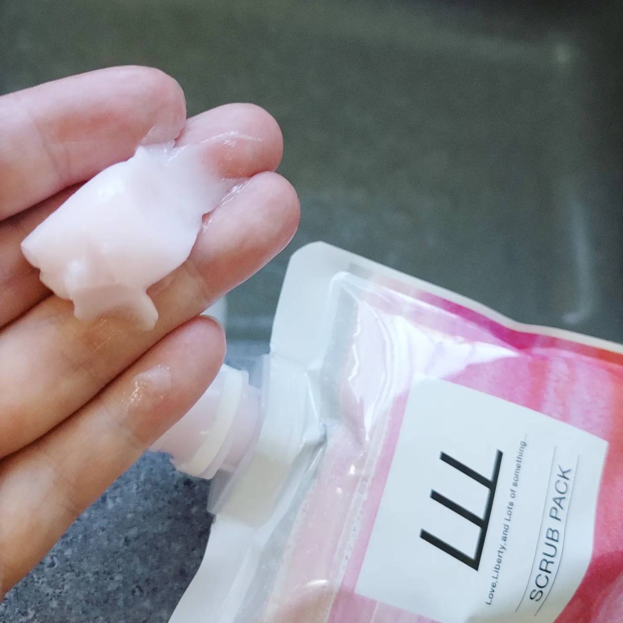 3Way毛穴マイルドスクラブ/LLL/スクラブ・ゴマージュを使ったクチコミ（2枚目）