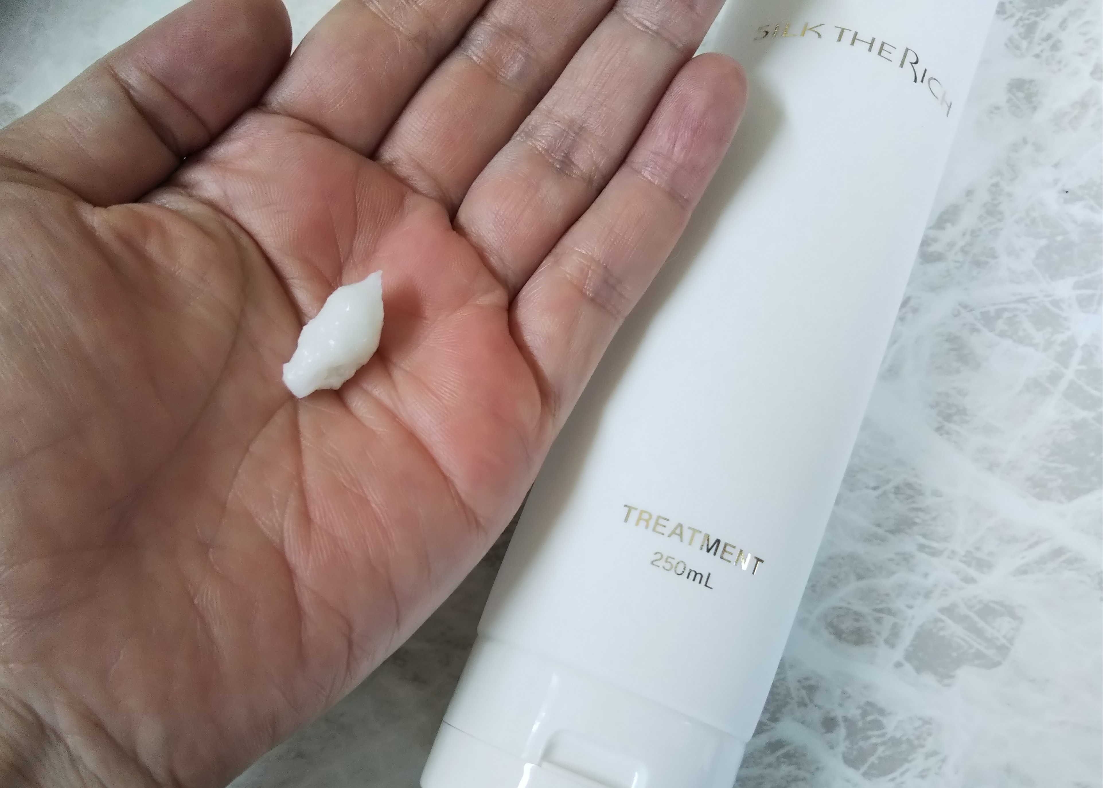 SILK THE RICH モイスト&リペア シャンプー・トリートメント/SILK THE RICH/市販シャンプーを使ったクチコミ（2枚目）