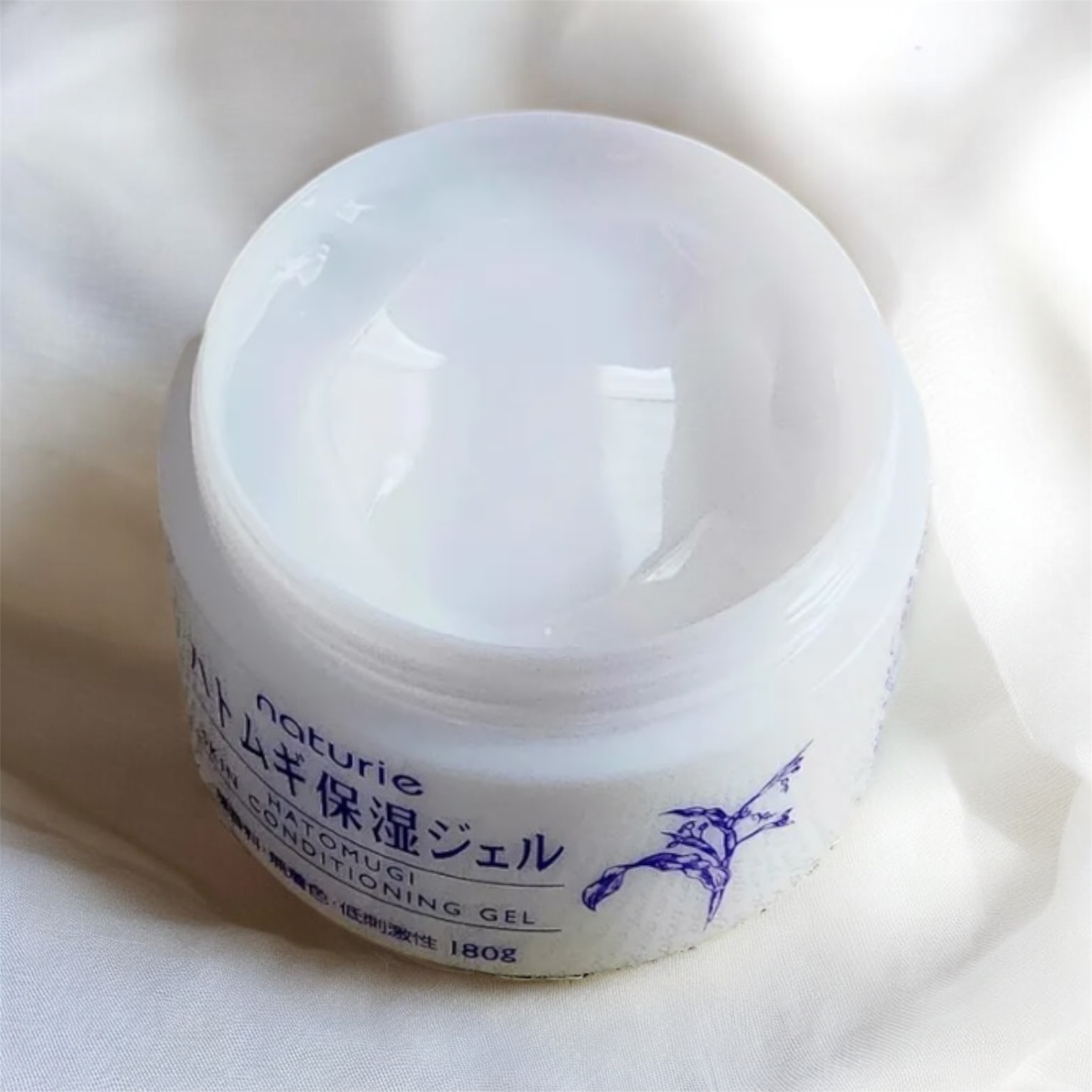 ハトムギ保湿ジェル(ナチュリエ スキンコンディショニングジェル)/ナチュリエ/美容液を使ったクチコミ（2枚目）
