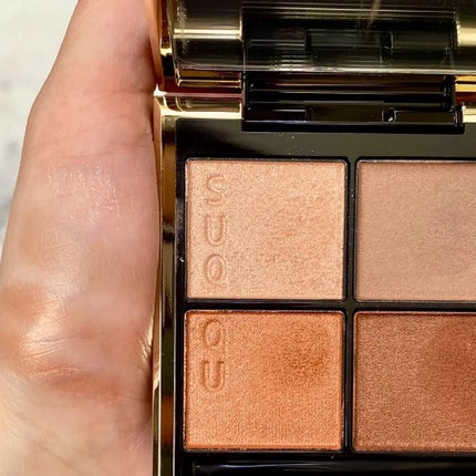 シグニチャー カラー アイズ/SUQQU/アイシャドウパレットを使ったクチコミ(2枚目)