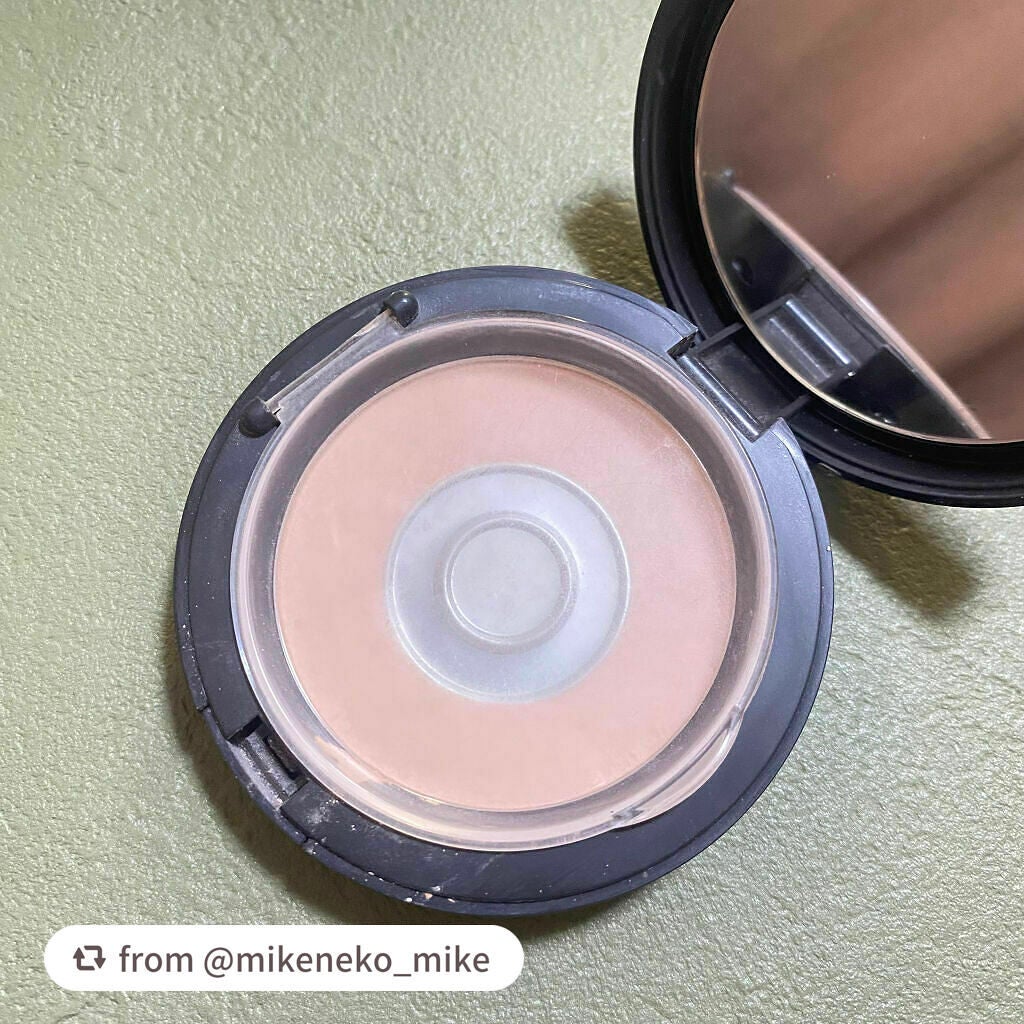 ポアブラー パクト/innisfree/プレストパウダーを使ったクチコミ(2枚目)