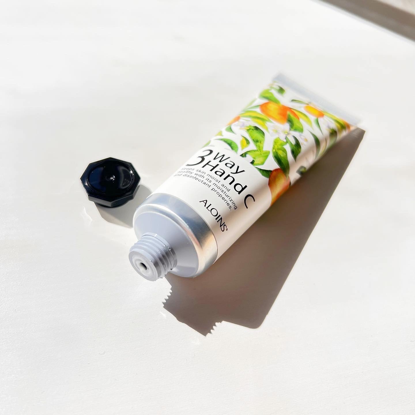 ハンドクリーム/3ウェイ/ハンドクリームを使ったクチコミ（2枚目）