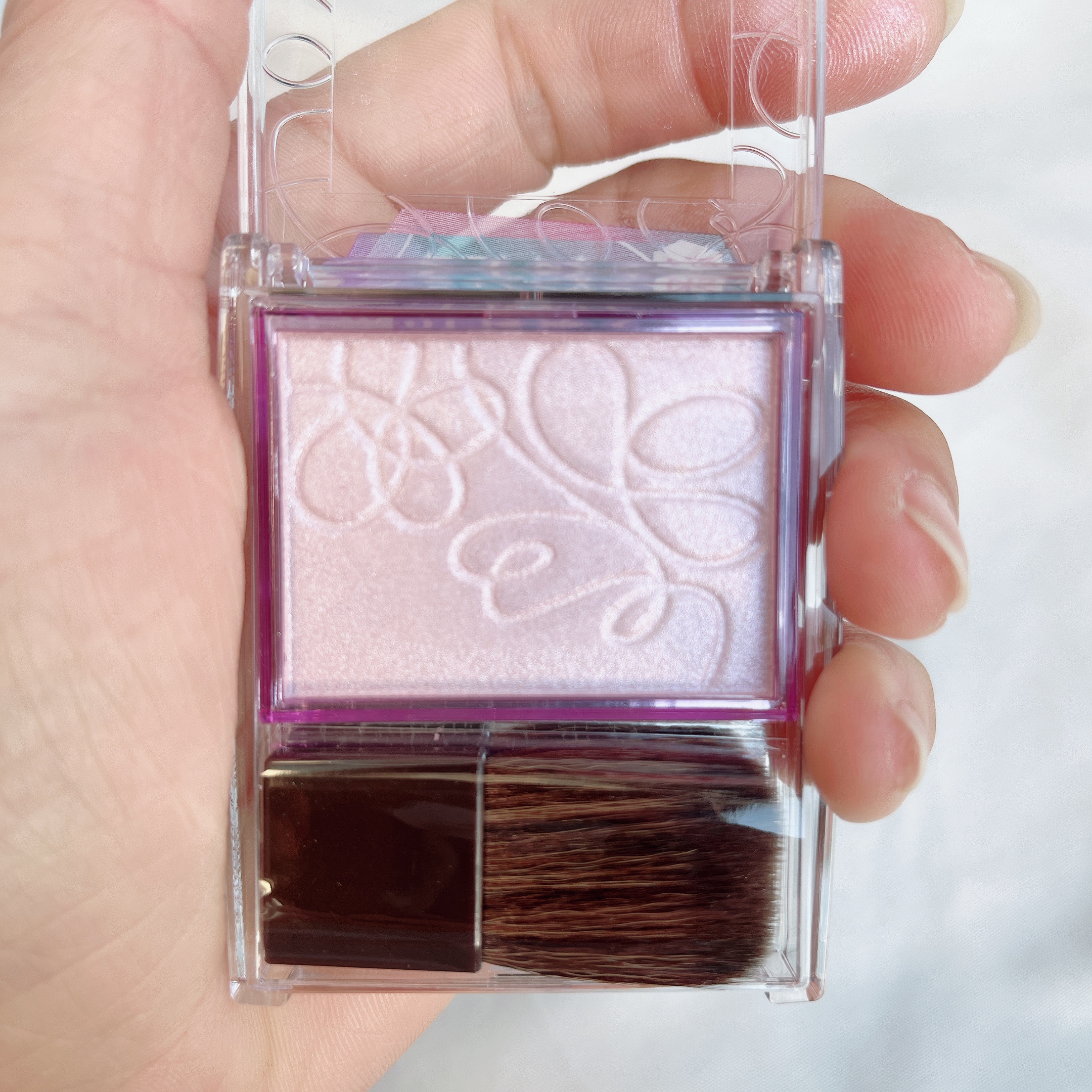 パールグロウニュアンサー/CEZANNE/パウダーハイライトを使ったクチコミ（2枚目）