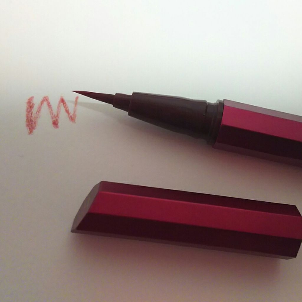 モテライナー リキッド/UZU BY FLOWFUSHI/リキッドアイライナーを使ったクチコミ（1枚目）