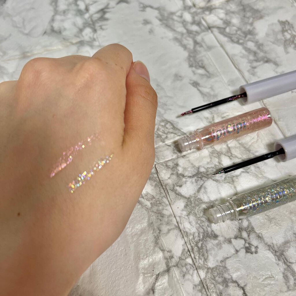 グリッター イルミネーションライナー R/CipiCipi/リキッドアイライナーを使ったクチコミ(5枚目)