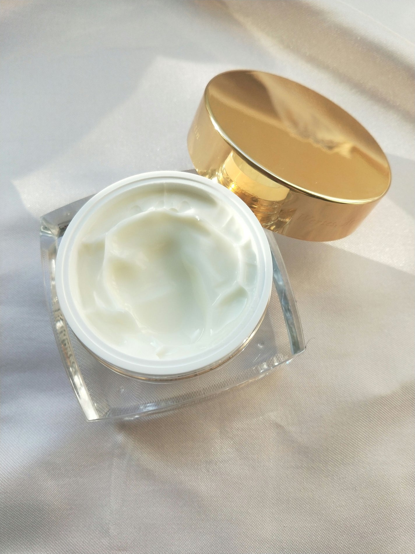 プレステージEXクリーム/エルツティン/フェイスクリームを使ったクチコミ(4枚目)