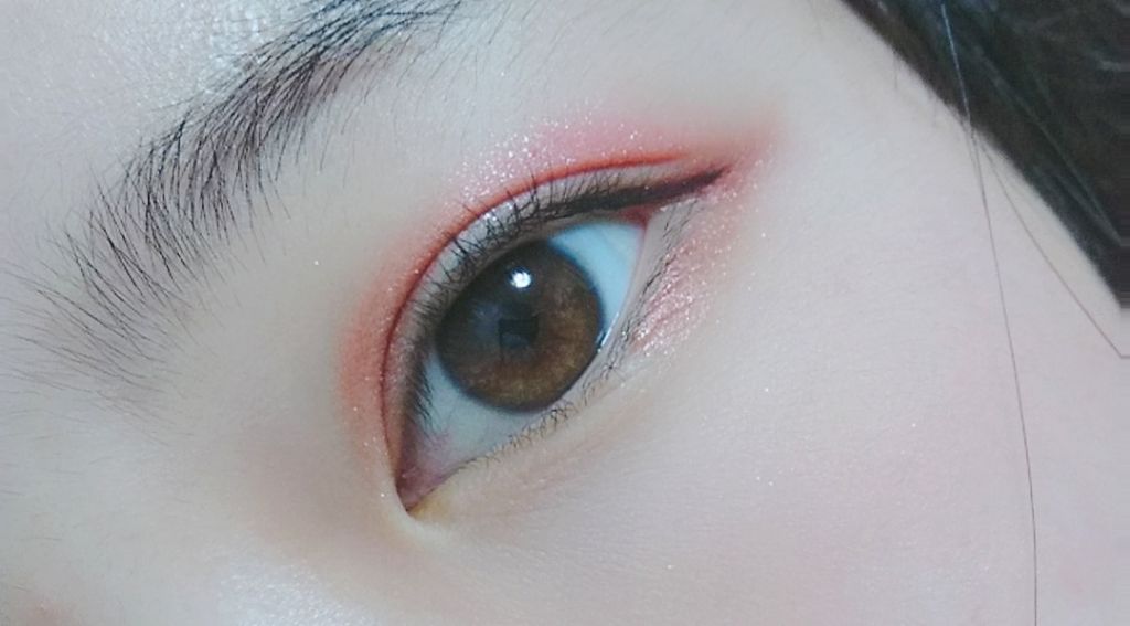 シャドーカスタマイズ/MAJOLICA MAJORCA/単色アイシャドウを使ったクチコミ（3枚目）