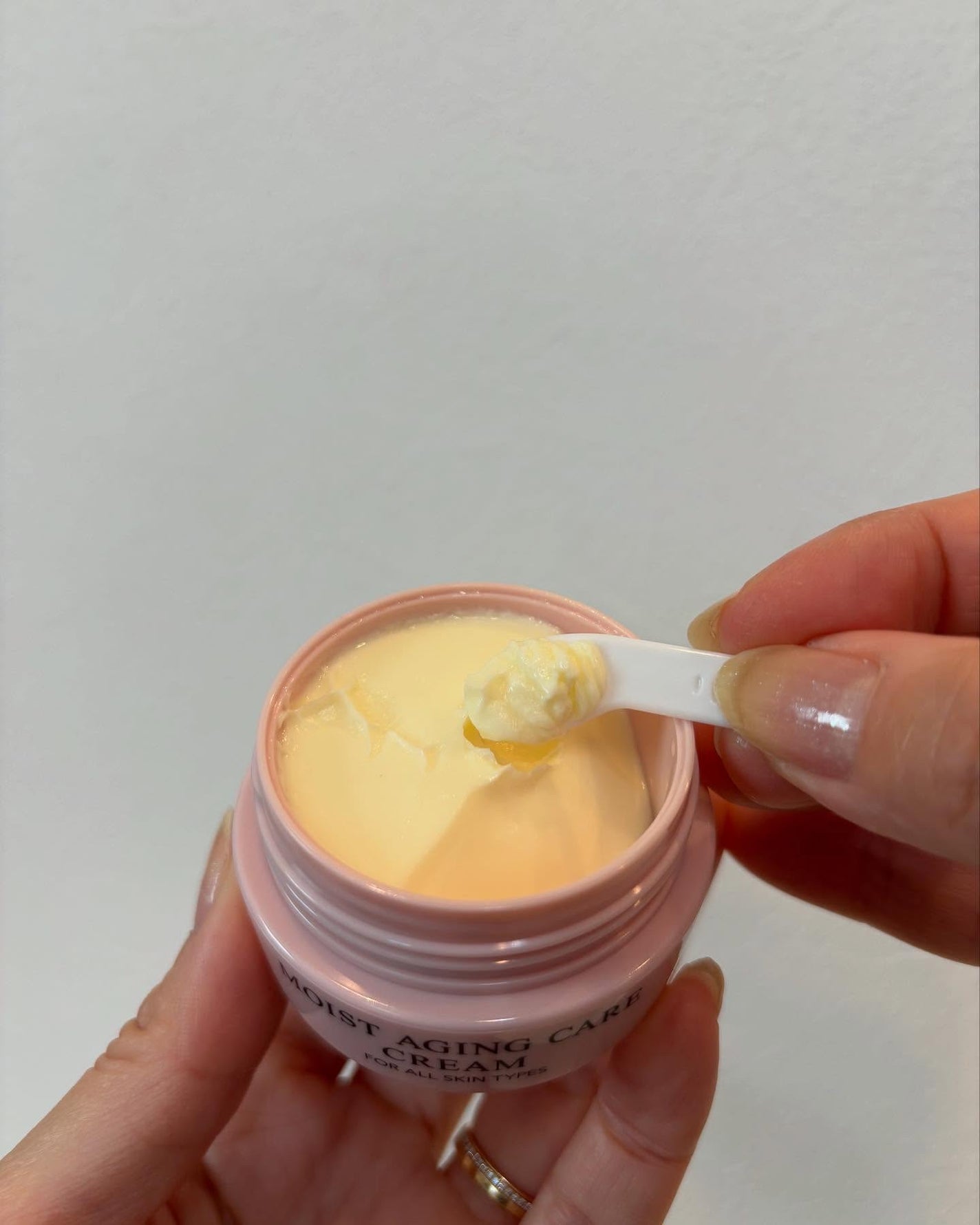 モイストエイジングケアクリーム/WHOMEE/フェイスクリームを使ったクチコミ(2枚目)