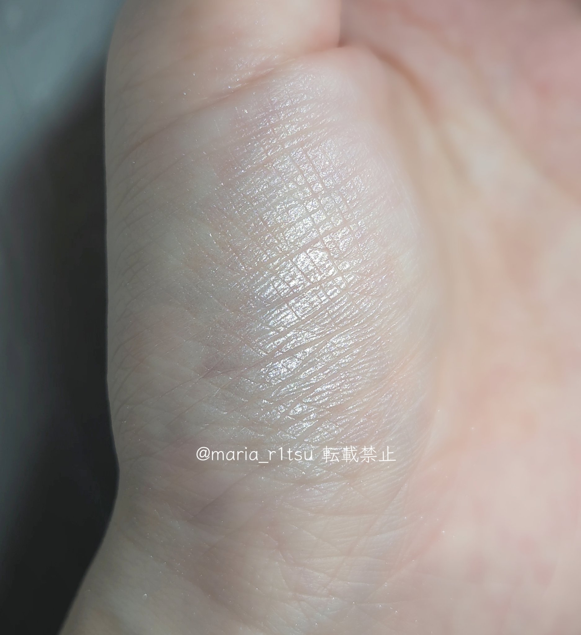 SUQQU リフレクト ハイライター 101 ホワイト オパール[限定色]/SUQQU/パウダーハイライトを使ったクチコミ（2枚目）