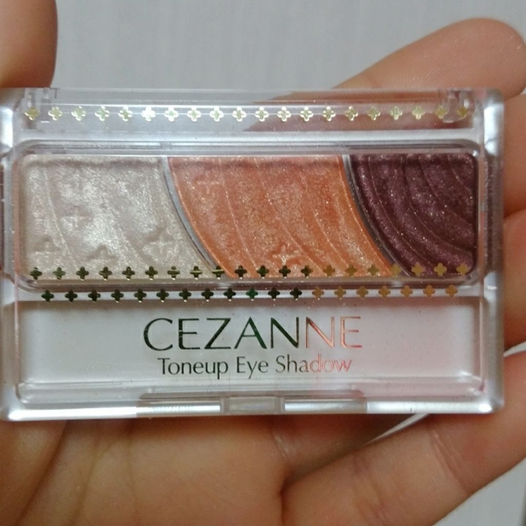 トーンアップアイシャドウ/CEZANNE/アイシャドウパレットを使ったクチコミ（1枚目）