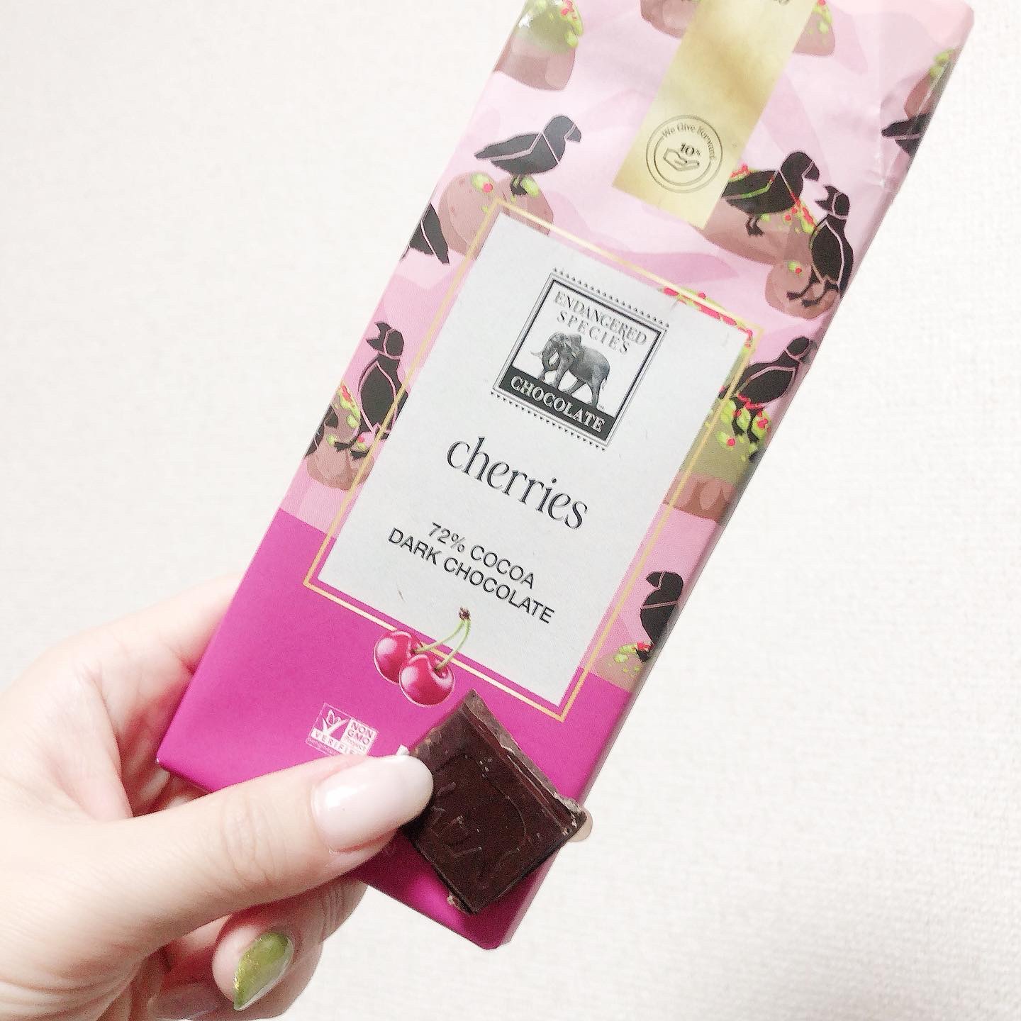 Cherry 72%Cocoa dark Chocolate/endangered /食品を使ったクチコミ（2枚目）