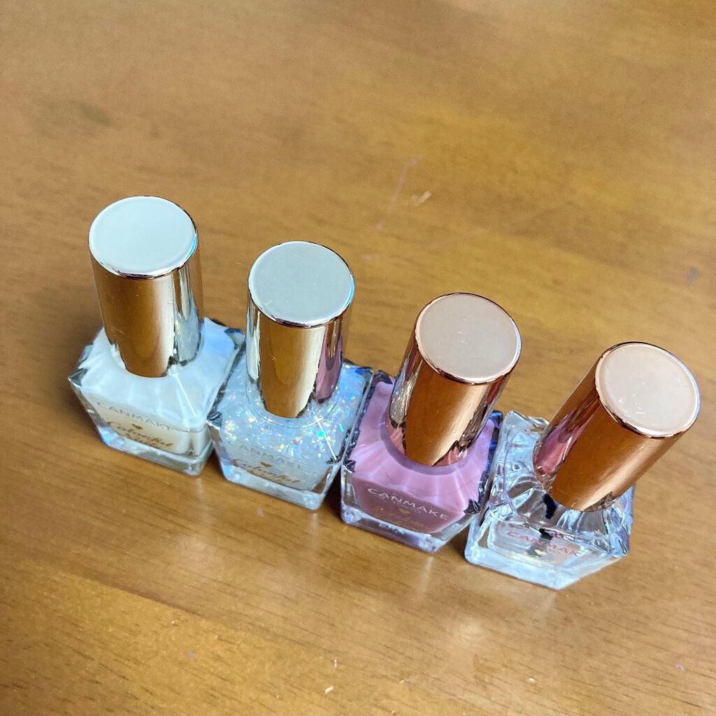 カラフルネイルズ/キャンメイク/マニキュアを使ったクチコミ(1枚目)