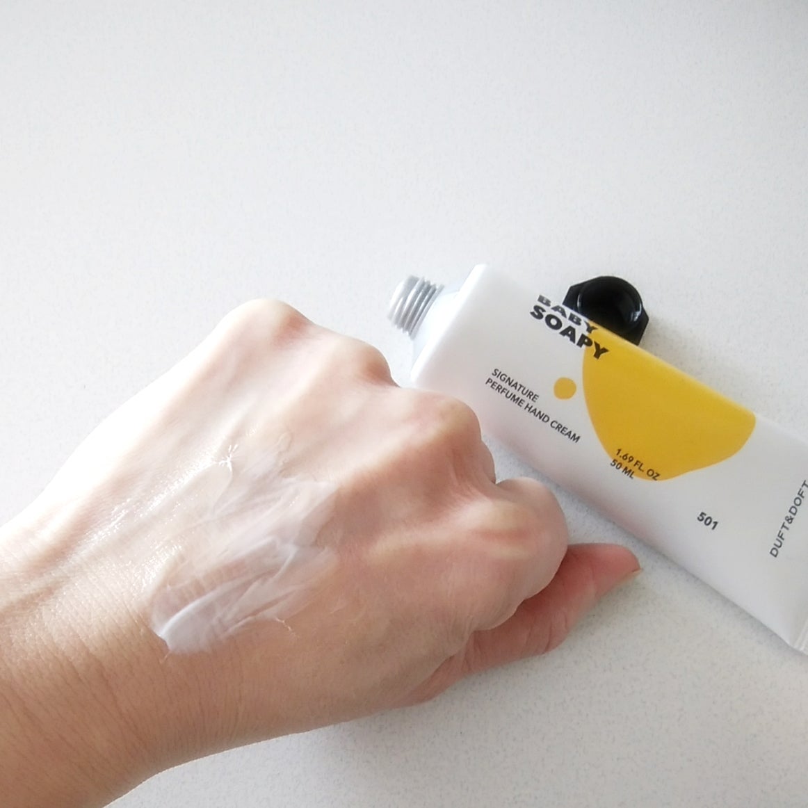シグネチャーパフュームハンドクリーム ベビーソーピー/DUFT&DOFT/ハンドクリームを使ったクチコミ(3枚目)