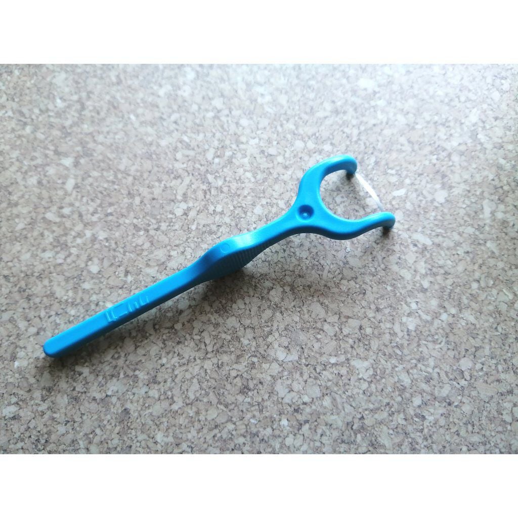 クリニカ アドバンテージ デンタルフロス Y字タイプ/ライオン/デンタルフロス・歯間ブラシを使ったクチコミ(2枚目)