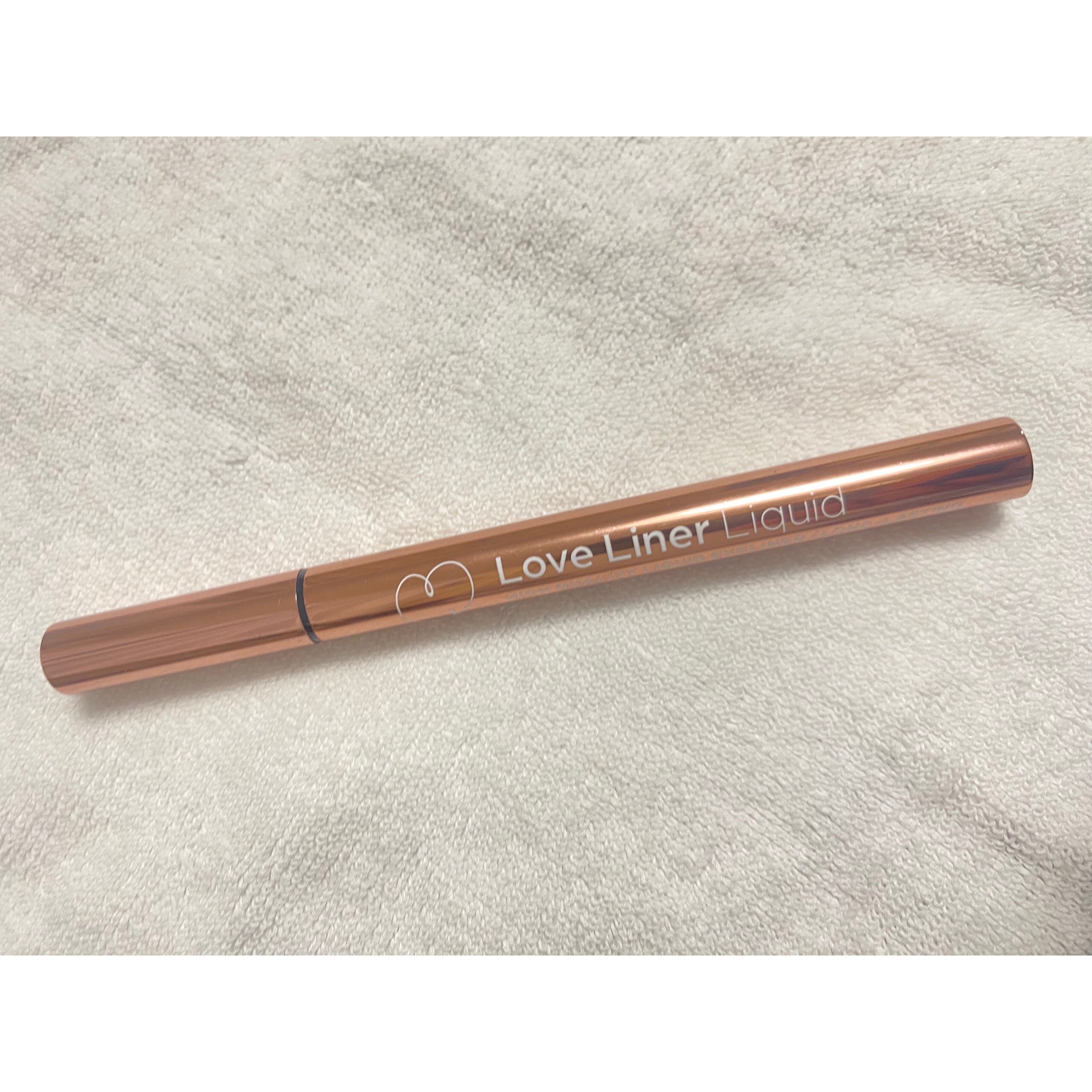 リキッドアイライナーR4/ラブ・ライナー/リキッドアイライナーを使ったクチコミ（1枚目）
