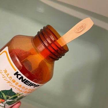クナイプ バスソルト オレンジ・リンデンバウム<菩提樹>の香り/クナイプ/入浴剤を使ったクチコミ（4枚目）