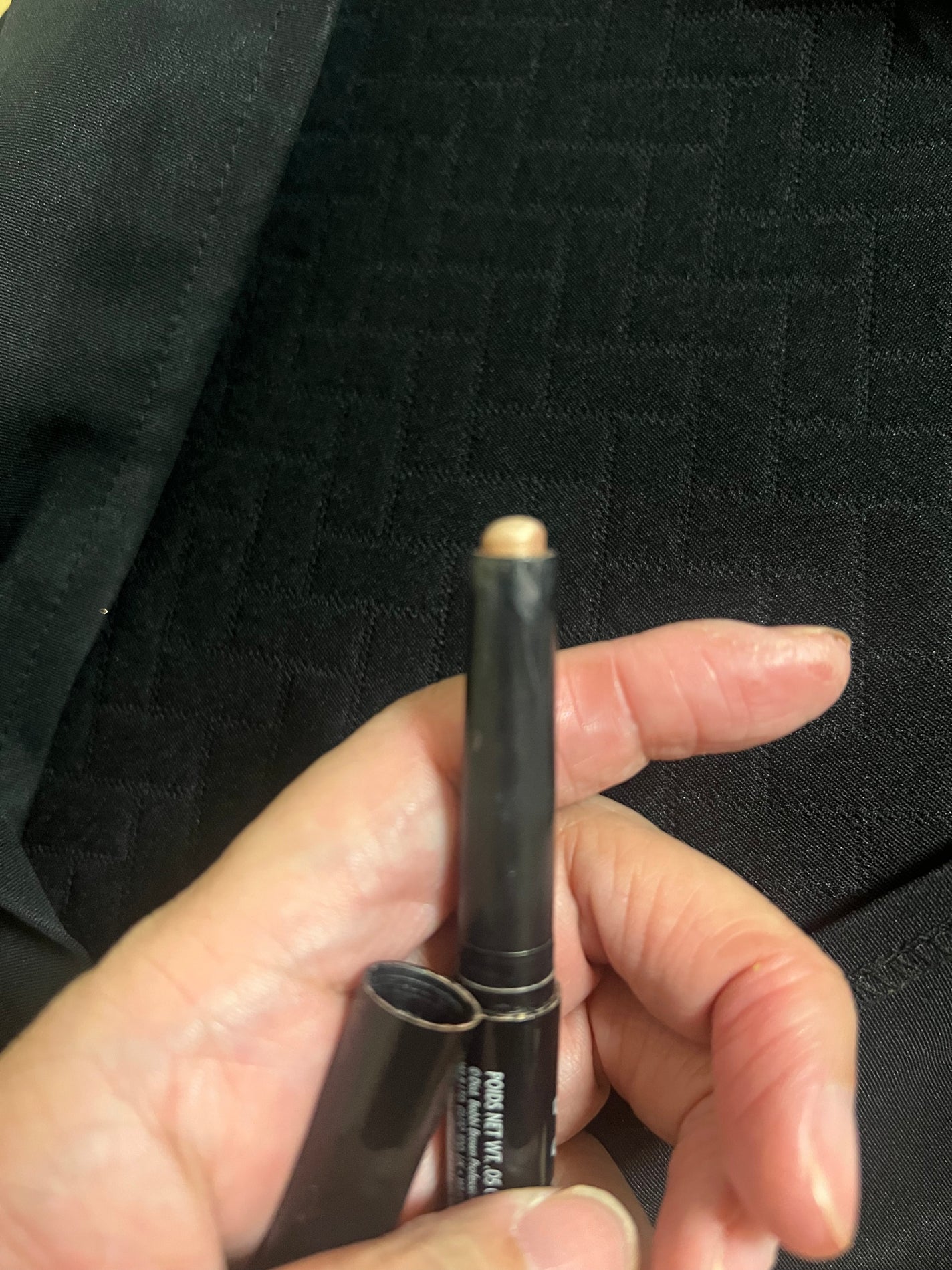 ロングウェア クリーム シャドウ スティック/BOBBI BROWN/スティックアイシャドウを使ったクチコミ(2枚目)