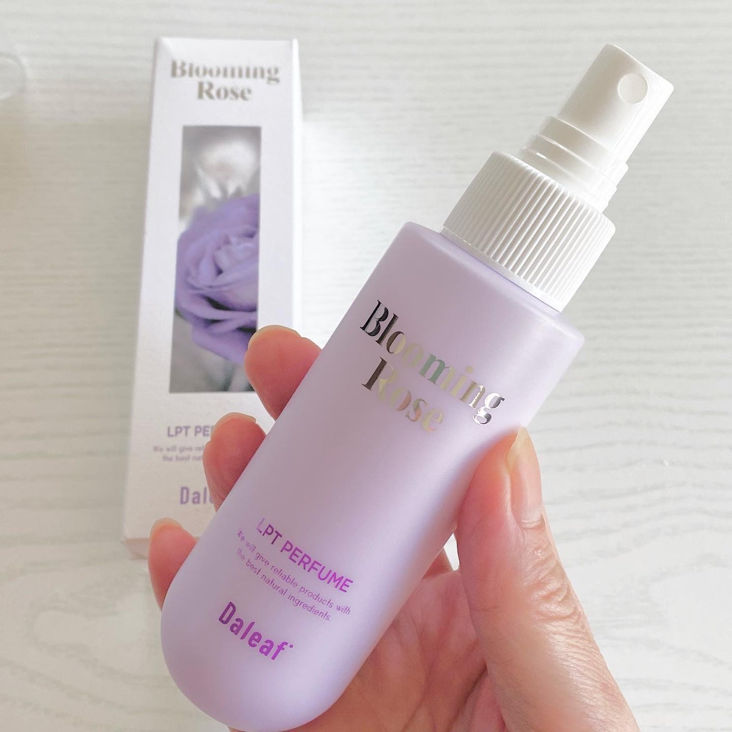 パフュームヘアパックインミスト Pink Breeze/Daleaf/アウトバストリートメントを使ったクチコミ(2枚目)