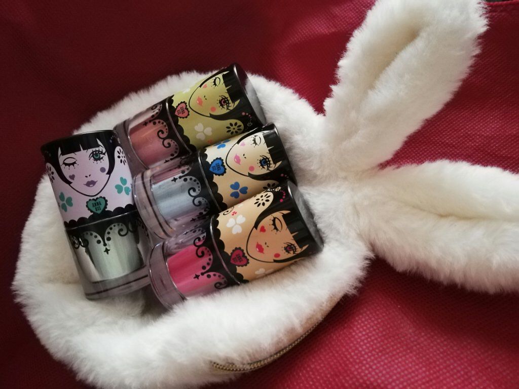 メイクアップ パウダー [アイ・フェイス]/ANNA SUI/単色アイシャドウを使ったクチコミ（1枚目）