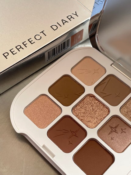 PERFECT DIARY (パーフェクトダイアリー)「原石」9色アイシャドウ クリスマス限定/PERFECT DIARY/アイシャドウパレットを使ったクチコミ(2枚目)