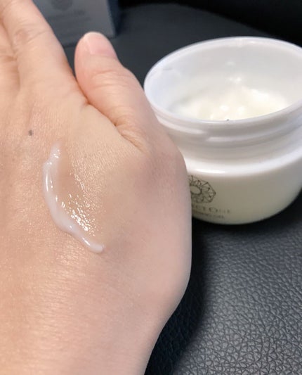 薬用ホワイトニングジェル/パーフェクトワン/オールインワン化粧品を使ったクチコミ(2枚目)