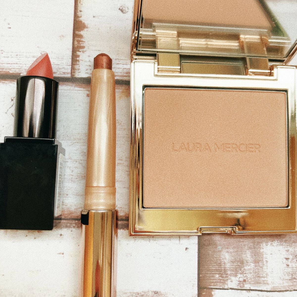 キャビアスティック アイカラー R5 FORBIDDEN ROSE/ローラ メルシエ/スティックアイシャドウを使ったクチコミ（2枚目）