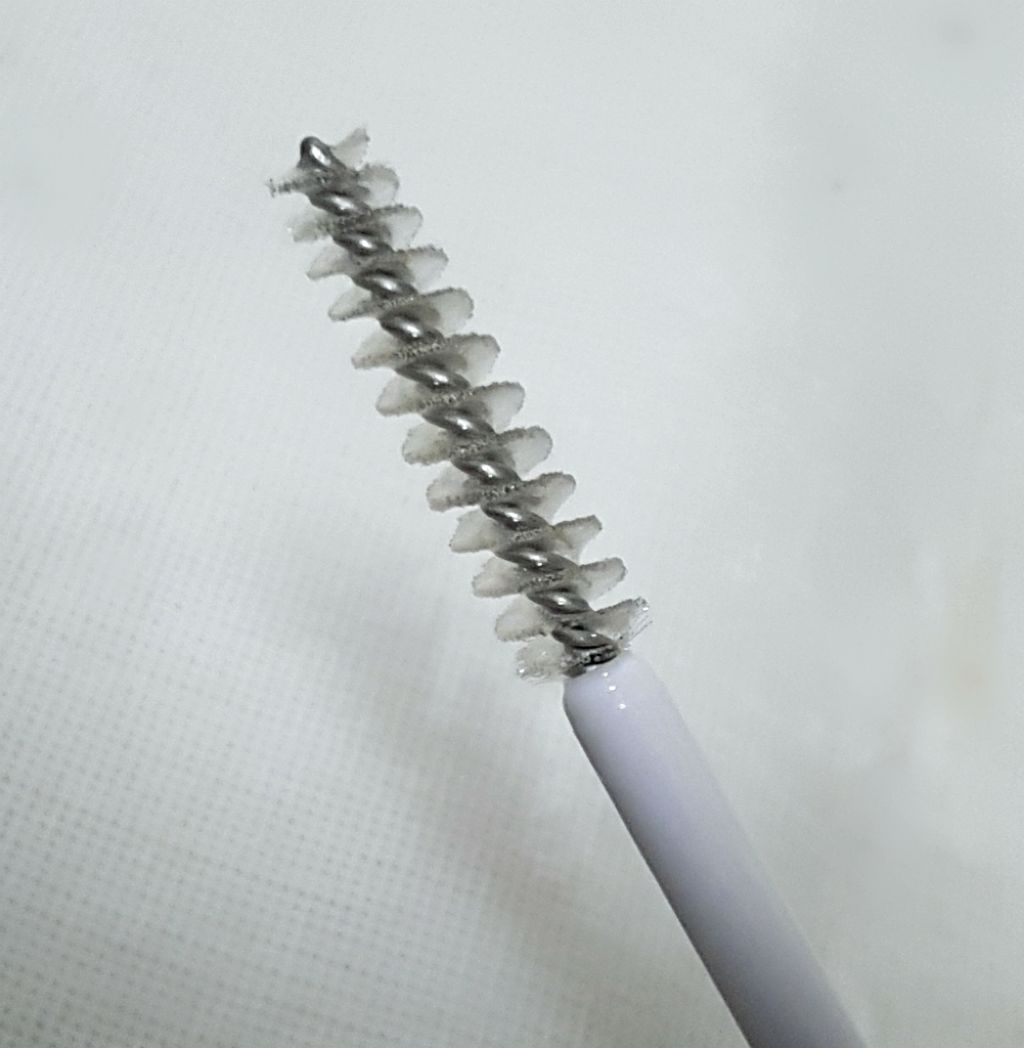 DHCアイラッシュトニック/DHC/まつげ美容液を使ったクチコミ（3枚目）