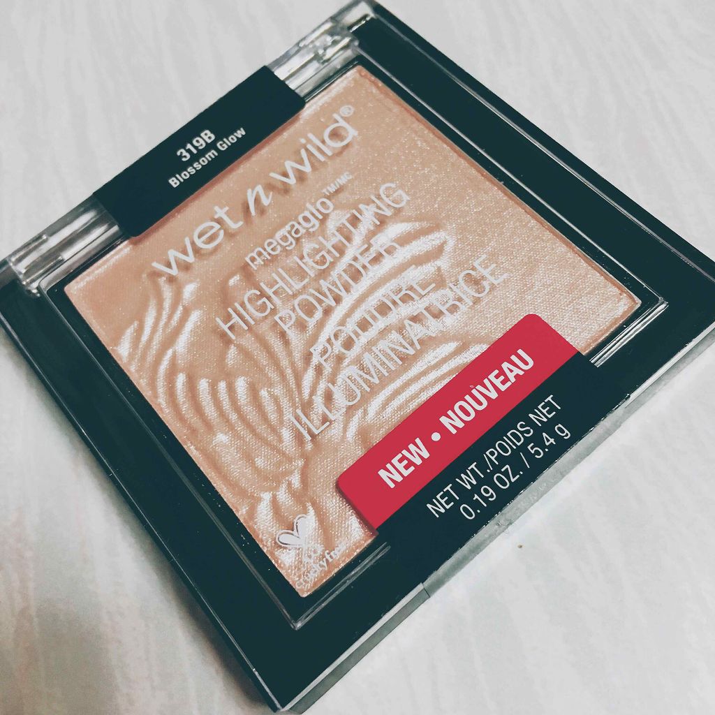 MegaGlo Highlighting Powder/wet 'n' wild/パウダーハイライトを使ったクチコミ(1枚目)