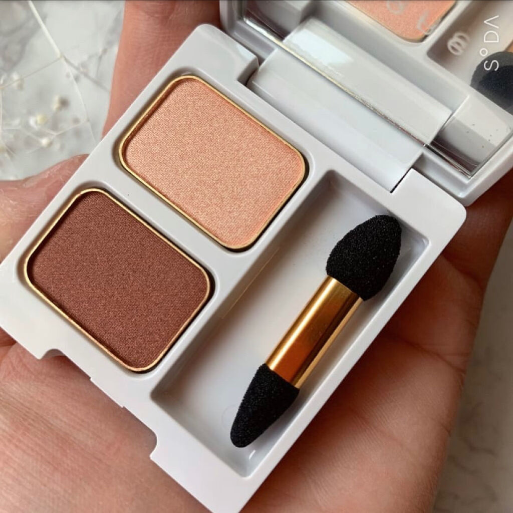 トーン ベーシング アイシャドウ/to/one/アイシャドウパレットを使ったクチコミ（2枚目）