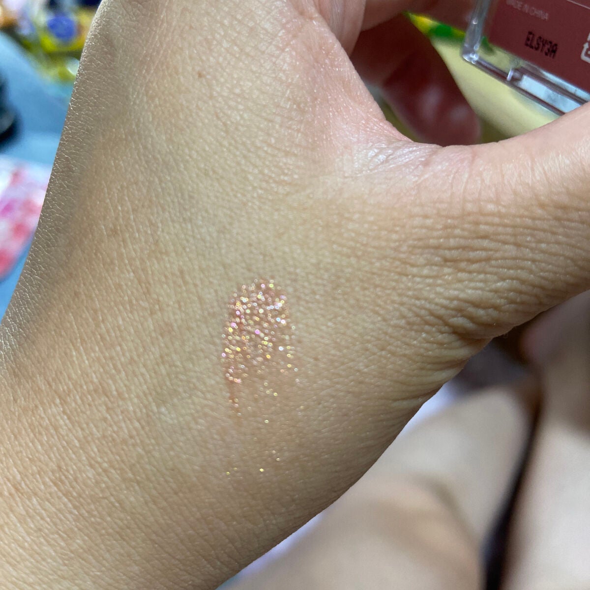 シングルアイシャドウ/aZTK/単色アイシャドウを使ったクチコミ(3枚目)