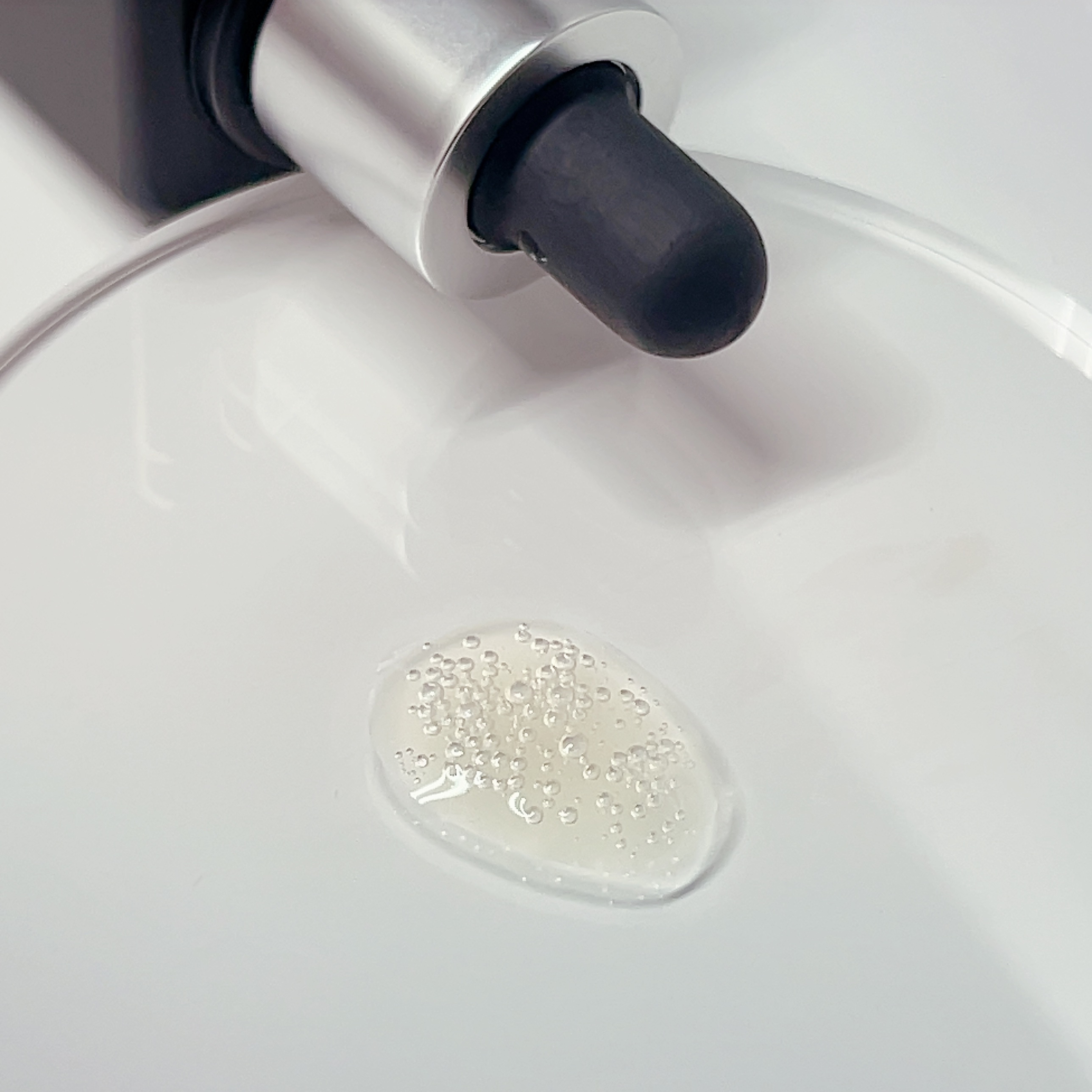 グルタチオングロウアンプル/MEDICUBE/美容液を使ったクチコミ（2枚目）