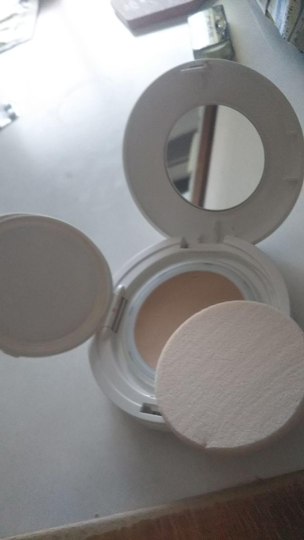 エクラタン ジェル ファンデーション N/PAUL & JOE BEAUTE/クリーム・エマルジョンファンデーションを使ったクチコミ(1枚目)