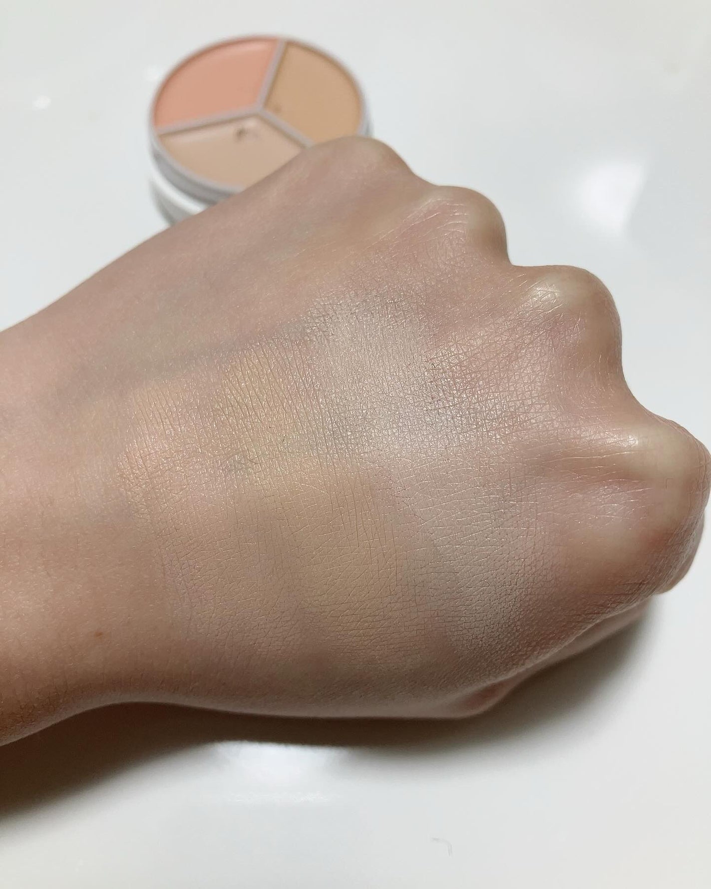 ããð on LIPS ããtfitã«ããŒã¢ããã³ã³ã·ãŒã©ãŒã@tfit_japan_o..ãïŒ5æç®ïŒ