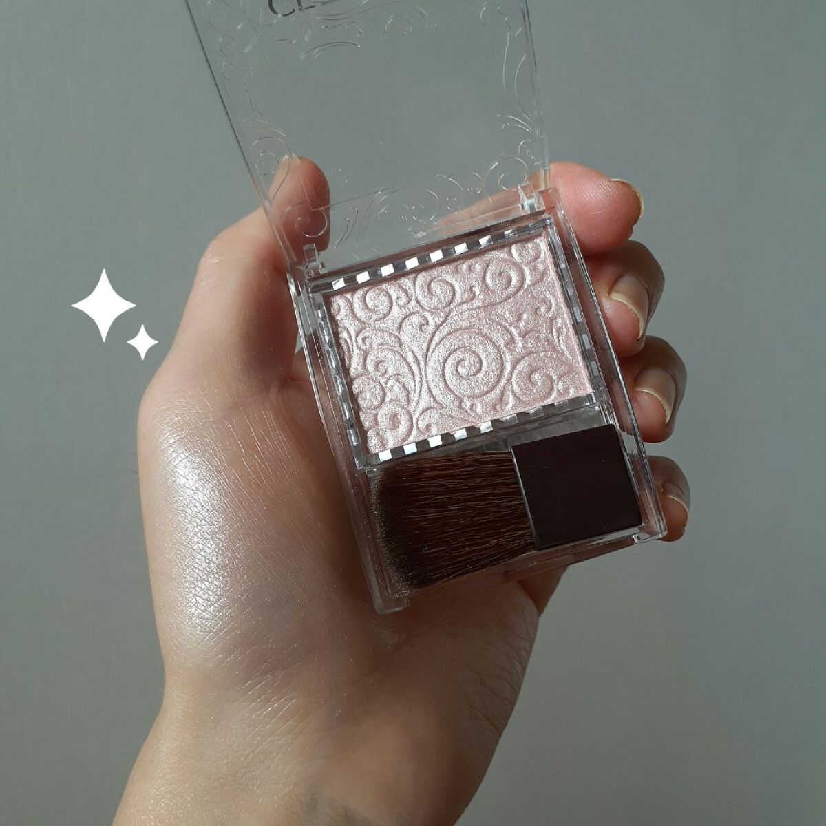 パールグロウハイライト/CEZANNE/パウダーハイライトを使ったクチコミ(2枚目)