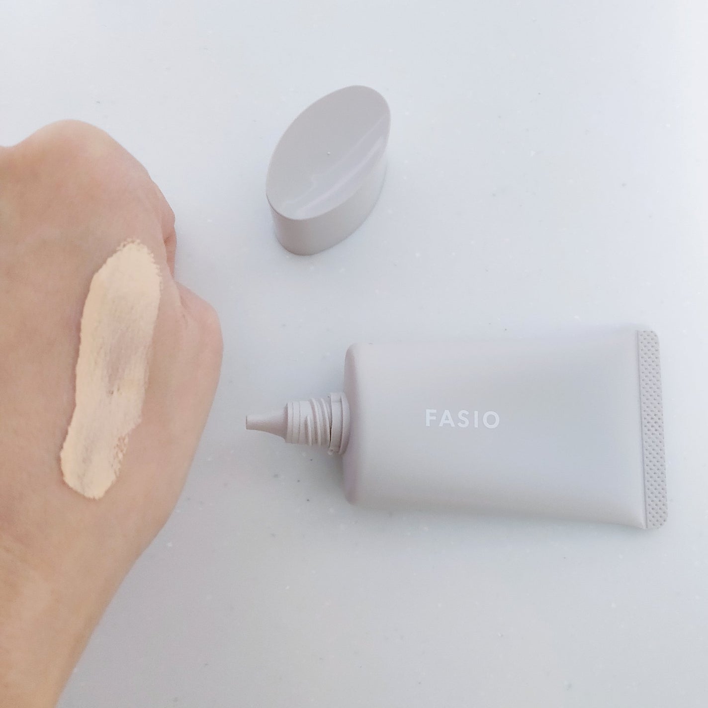 エアリーステイ BB ティント モイスト/FASIO/BBクリームを使ったクチコミ(3枚目)